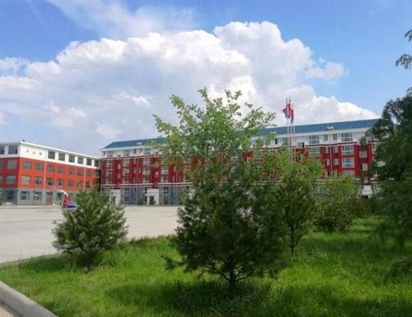 齊光科技文化專業學校有口腔醫學專業嗎？