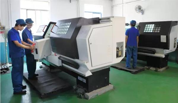 濟南二機床集團有限公司技工學校初中上能報名嗎？